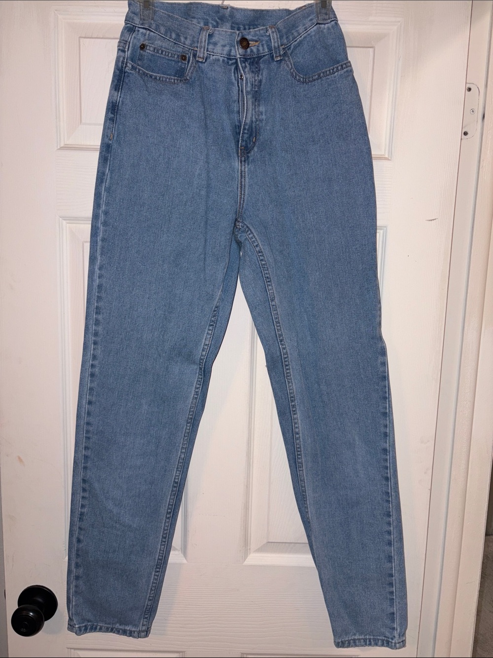 Classic High-Waisted Blue Women’s Jeans